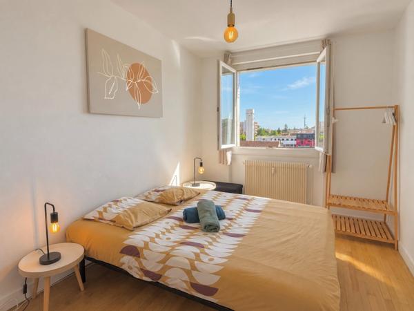VILLEFRANCHE SUR SAONE (69400) : Appartement T3 de 70,89 m² avec balcon, cave et belle luminosité