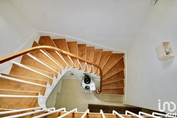 Maison 8 pièces de 240 m² à Montmagny (95360)