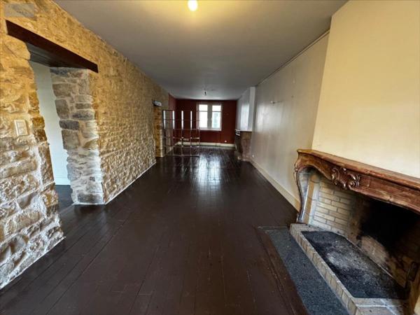 Maison de ville à louer à Dole dans le Jura (39100), ref : 39033-1090387