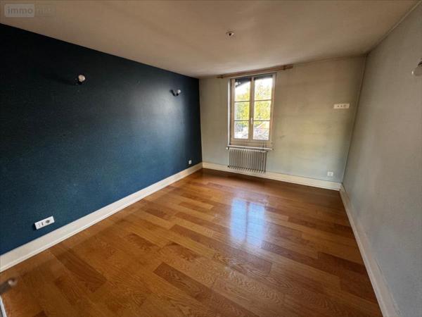 Maison de ville à louer à Dole dans le Jura (39100), ref : 39033-1090387