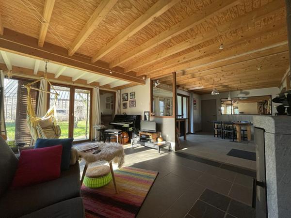 A vendre QUIMPERLE (29300) Maison 6 pièces 3 chambres 1 bureau 110 m2