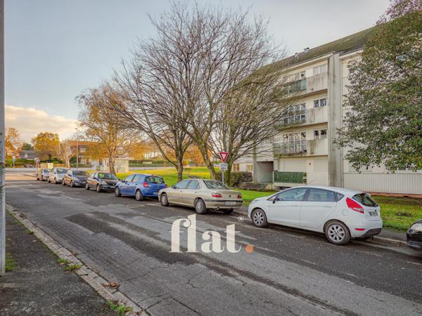 APPT T2 BIS 48 m2 / 1 CH / VERTOU BOURG + PARKING +BALCON