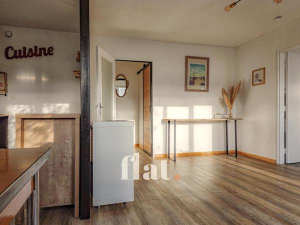 APPT T2 BIS 48 m2 / 1 CH / VERTOU BOURG + PARKING +BALCON