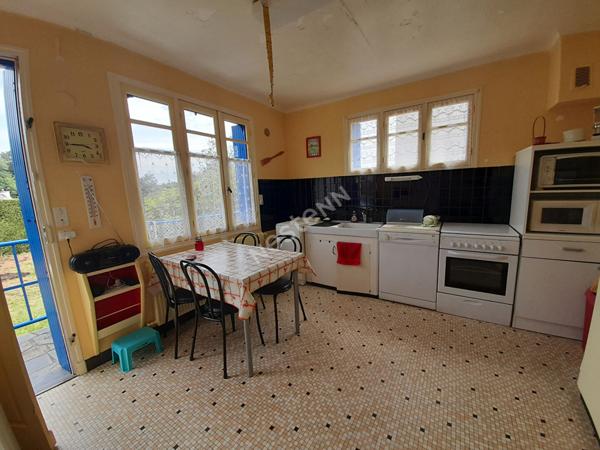 MAISON PLOUHA BOURG - 5 pieces - 120 m2