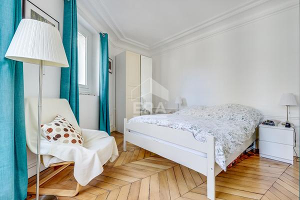 Appartement Paris 3 pièce(s) 80 m2