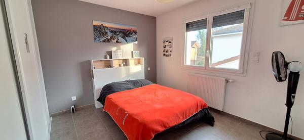 Maison contemporaine  2019 à vendre à Bourg-en-Bresse  , 3 ch , un garage - Référence FD3545