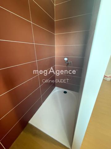 Maison à SAINT-DIDIER-SUR-CHALARONNE, 01140 - 5 pièces 160m²
