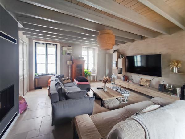 Maison avec beaux volumes 181 m2 habitables