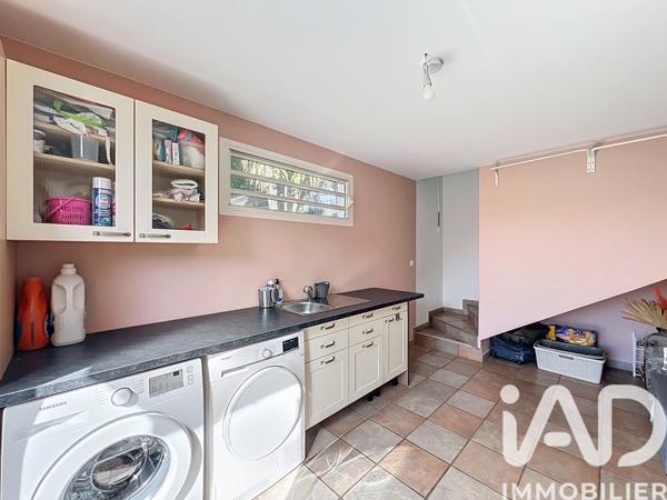 Maison à vendre 6 pièces 202 m² Le Tampon