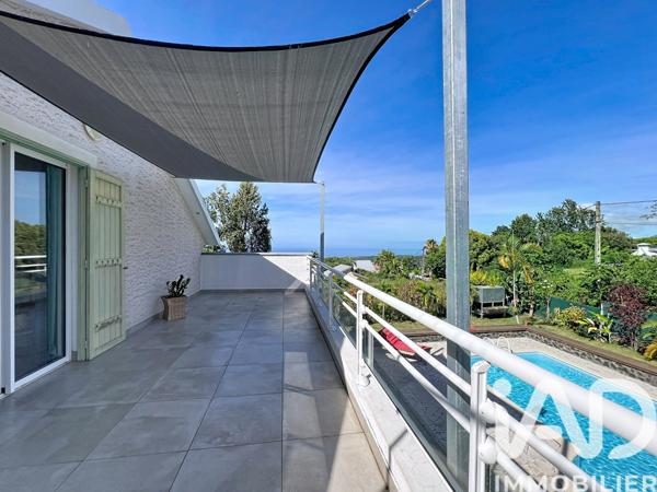 Maison à vendre 6 pièces 202 m² Le Tampon