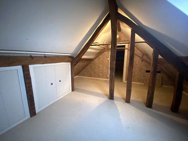 Maison Vitry aux Loges 6 pièce(s) 176.89 m2