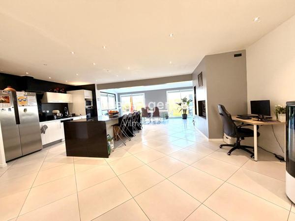 Maison à EGRISELLES-LE-BOCAGE, 89500 - 7 pièces 190m²