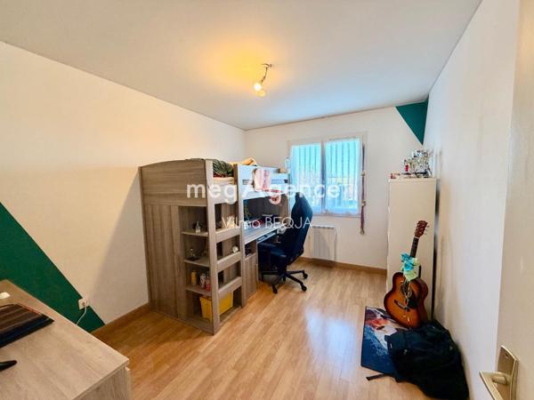 Maison à EGRISELLES-LE-BOCAGE, 89500 - 7 pièces 190m²