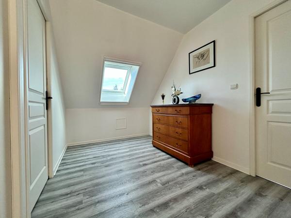 Maison contemporaine 126 m2- 4 chambres dont 1 de plain pied et avec garage