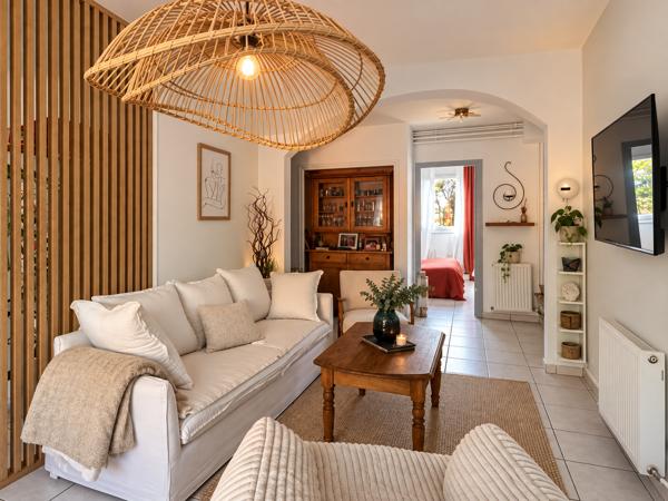 Maison
         3 pièces
        - 62 m² Exclusivité 190 000 € *
