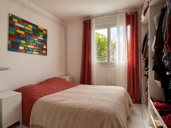 Maison
         3 pièces
        - 62 m² Exclusivité 190 000 € *