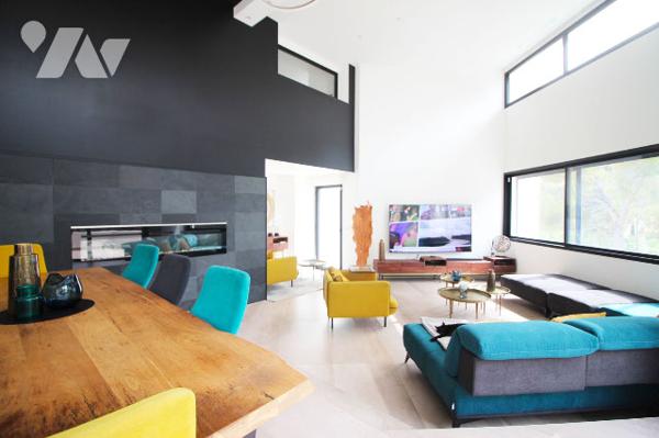 Villa d'architecte de 310m2 habitables (+ piscine intérieure + sous-sol + extérieurs) à Aubagne