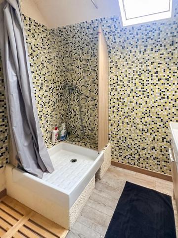 Maison à Yvré-l'Évêque, 72530 - 6 pièces 162m²