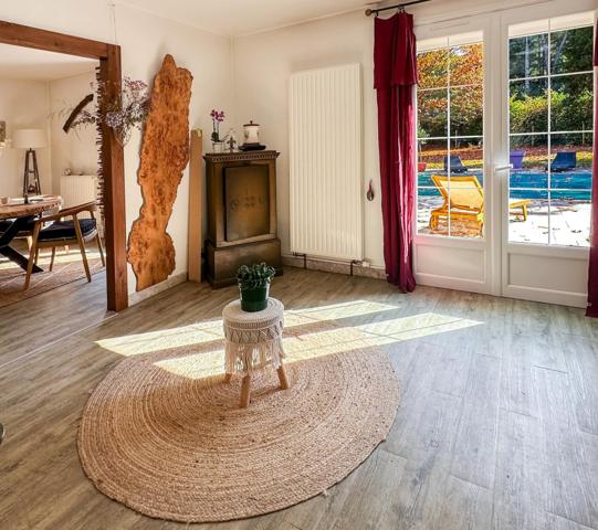 Maison à Yvré-l'Évêque, 72530 - 6 pièces 162m²