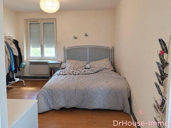 Immeuble à vendre 9 pièces de 141 m²