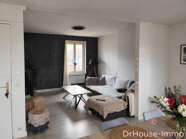 Immeuble à vendre 9 pièces de 141 m²