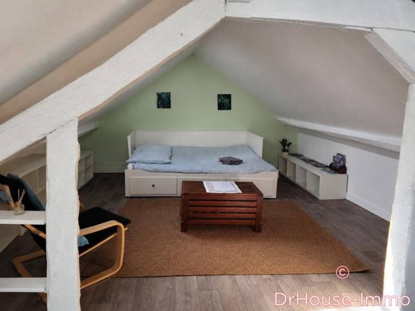 Immeuble à vendre 9 pièces de 141 m²