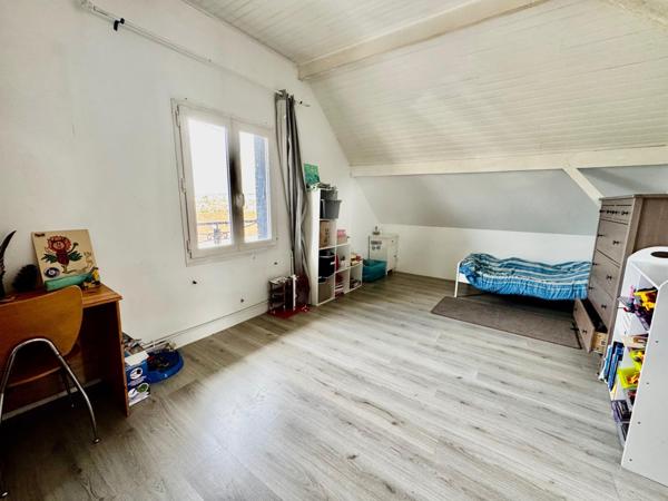 Maison 68 m2 - 3 chambres- sous-sol total- terrain 466 m2