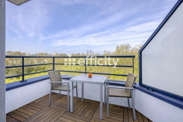 Appartement
         6 pièces
        - 128 m² Bien prestige 573 000 € *