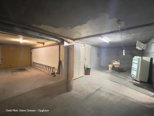 Clermont-Ferrand (63) Croix de Neyrat, Maison familiale avec 4 chambres, garage et jardin à réinventer selon vos envies