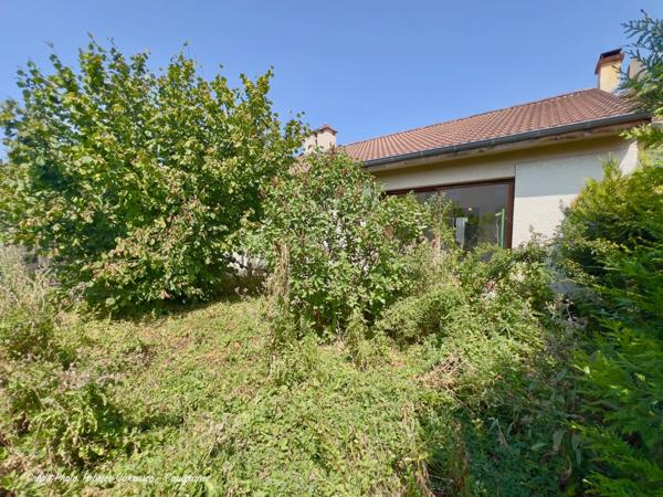 Clermont-Ferrand (63) Croix de Neyrat, Maison familiale avec 4 chambres, garage et jardin à réinventer selon vos envies