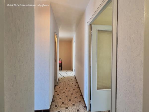 Clermont-Ferrand (63) Croix de Neyrat, Maison familiale avec 4 chambres, garage et jardin à réinventer selon vos envies