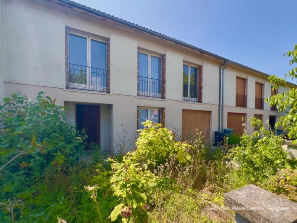 Clermont-Ferrand (63) Croix de Neyrat, Maison familiale avec 4 chambres, garage et jardin à réinventer selon vos envies