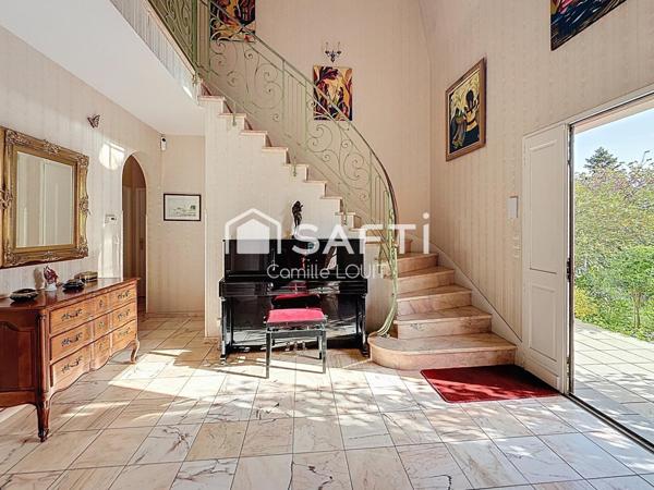 Maison de caractère avec identité assumée