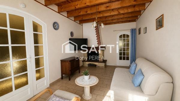 ? SAINT-LAURENT-D’AIGOUZE — Maison de plain-pied 100 m², 3 chambres, jardin et garage.