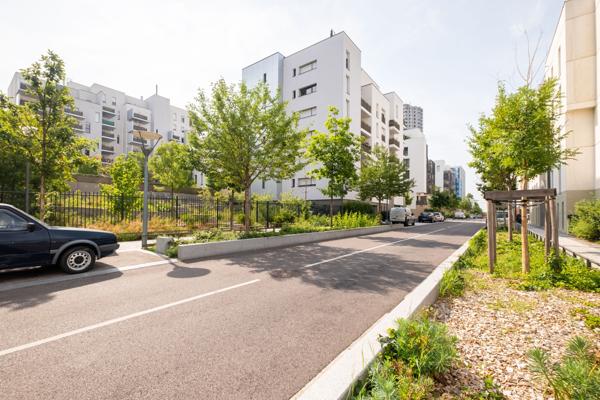 Lumineux 3 pièces avec balcon et parking