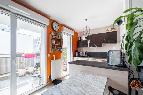 Lumineux 3 pièces avec balcon et parking