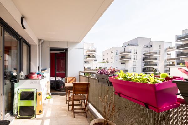 Lumineux 3 pièces avec balcon et parking