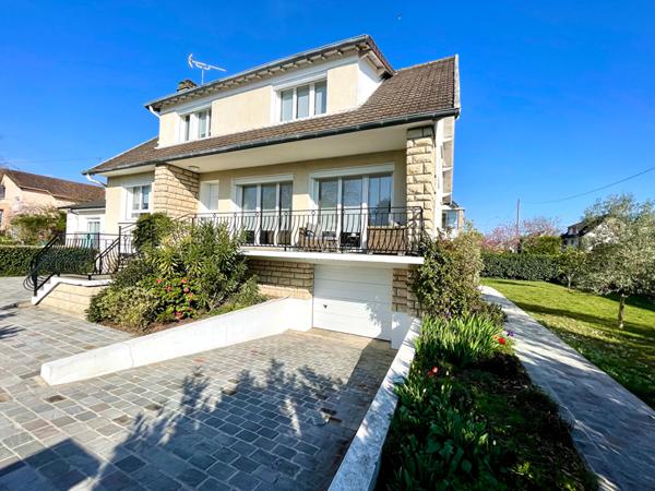 Maison Conflans Sainte Honorine 7 pièce(s) 145 m2 €625 000 ** - Référence 7625
