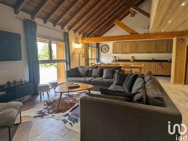 Appartement 6 pièces de 113 m² à Samoëns (74340)