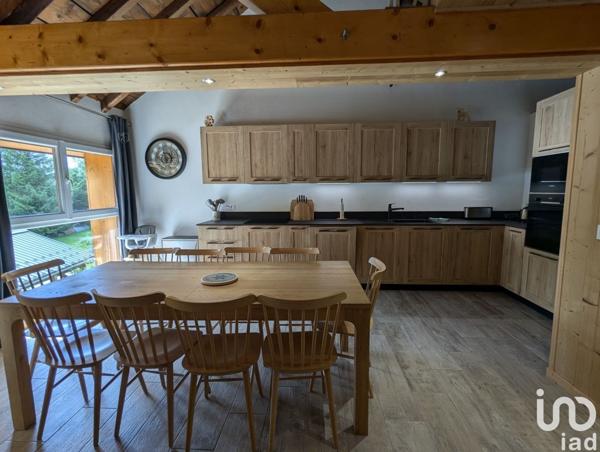 Appartement 6 pièces de 113 m² à Samoëns (74340)