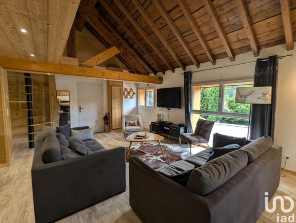Appartement 6 pièces de 113 m² à Samoëns (74340)