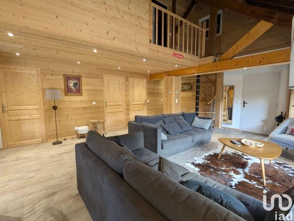 Appartement 6 pièces de 113 m² à Samoëns (74340)