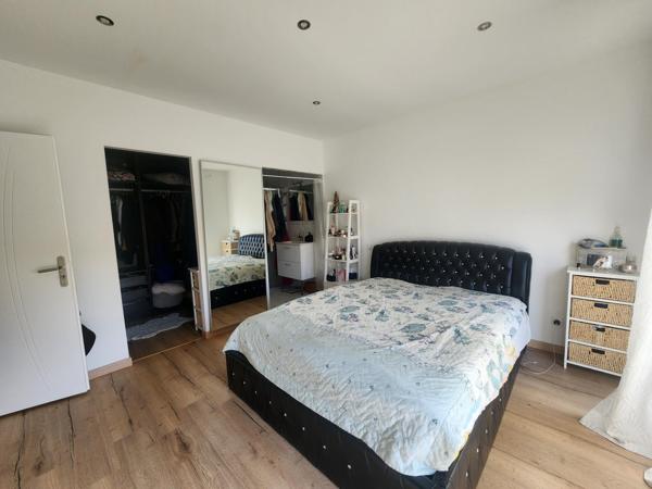 Maison à Montussan, 33450 - 6 pièces 150m²
