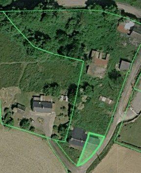Bâtisse en pierre à fort potentiel avec renovation