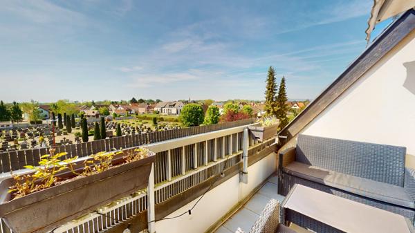 Duplex 3 chambres – Terrasse et beaux volumes