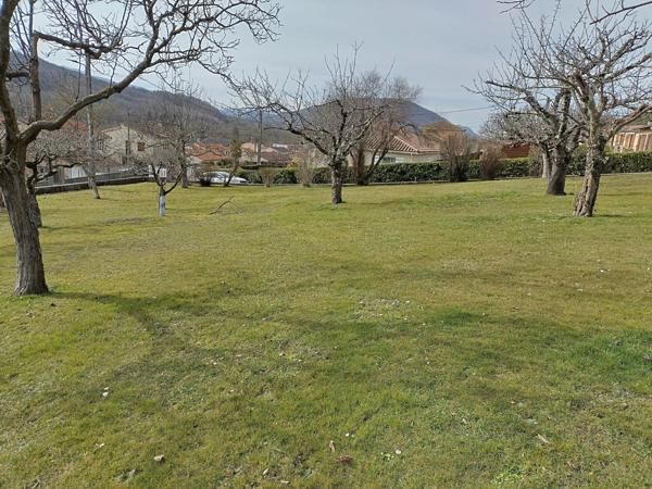 Vente Maison 8 pièces 235 m2 à Saint-Jean-d'Aigues-Vives