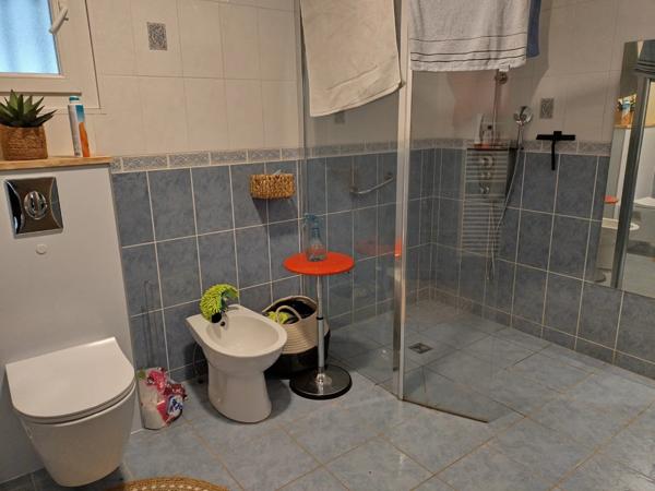 Vente Maison 8 pièces 235 m2 à Saint-Jean-d'Aigues-Vives