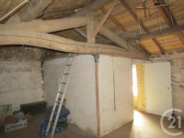 Maison à vendre  3 pièces - 82,34 m 2   LEZAY  - 79
