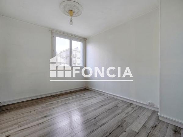 À vendre Appartement 4 pièces 66.2 m² - Le Plessis-robinson 92350
