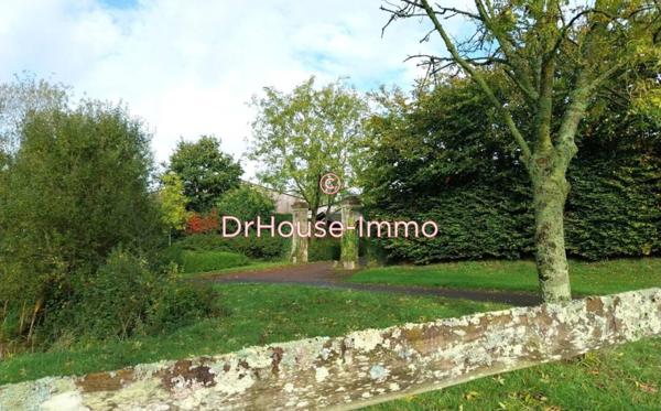 Bien immobilier à vendre 8 pièces de 220 m²